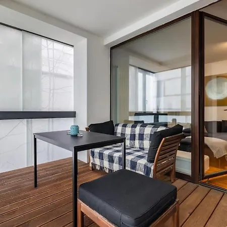 Modern Spacious Flat With A Terrace And A Parking * Praga